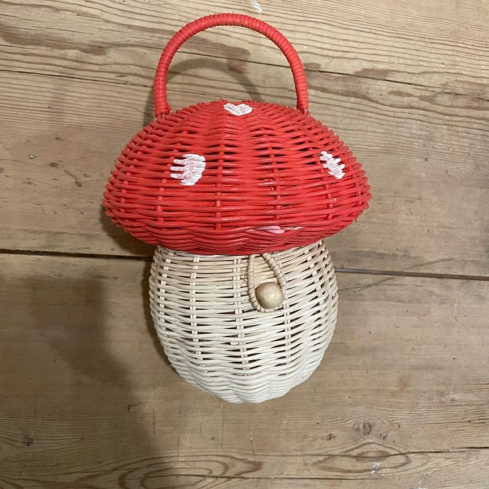 Red and Cream Wicker Mushroom Bag - Picture 3 of 5